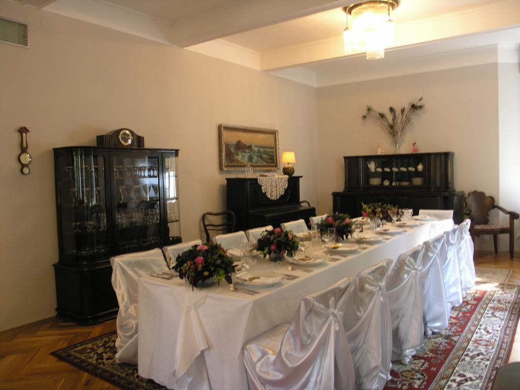 Vila Olga Jevany Esterno foto